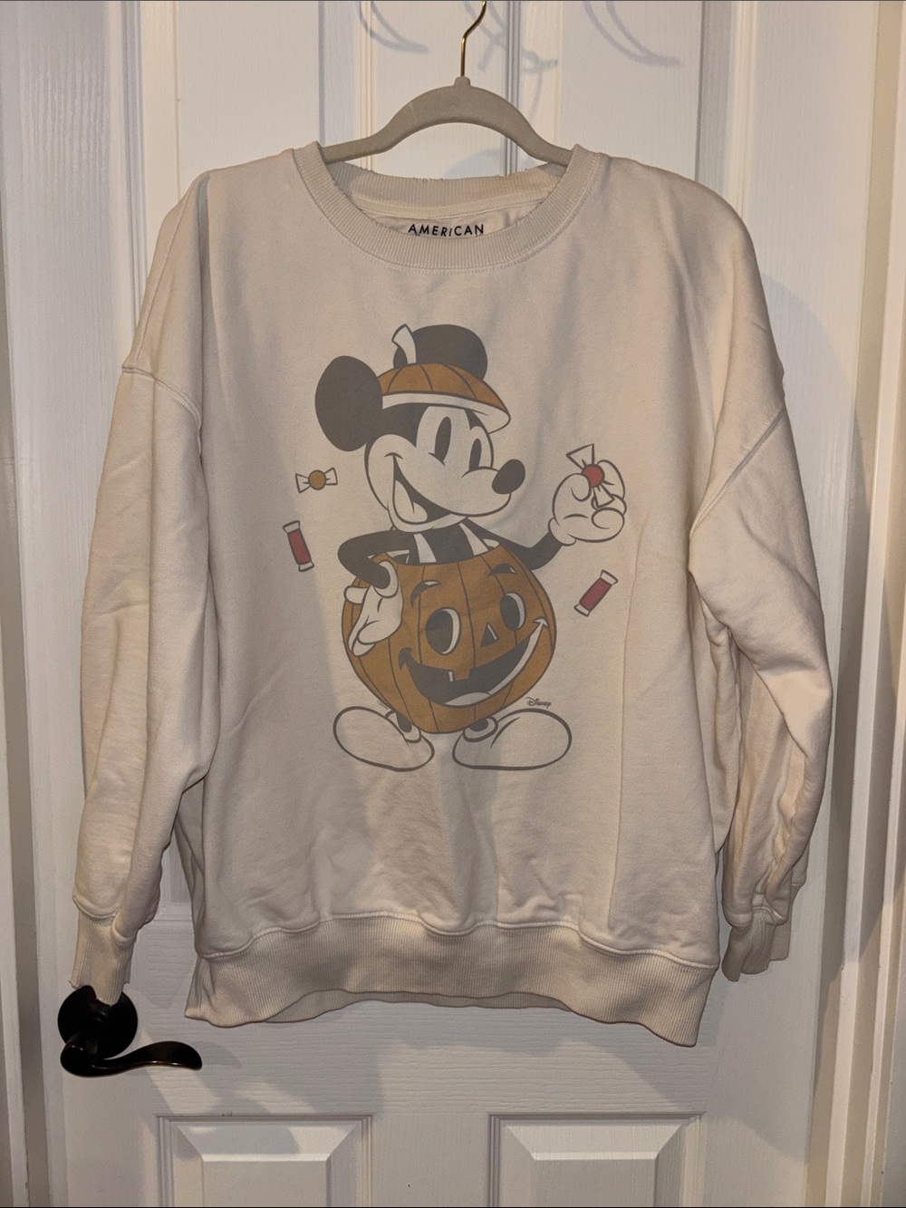 American Eagle Outfitters Cream Mickey Halloween Crewneck Sweatshirt